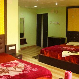 Hotel Comfort Inn, Tarapith 4